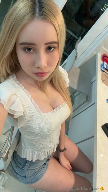 Full leaked Lil tay  page private onlyfans photo