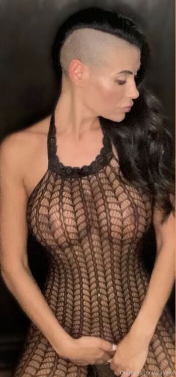 Lilbuttcurvaceous