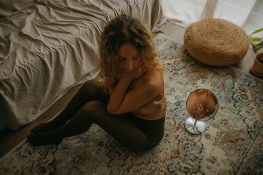 Full leaked Lili luxie private onlyfans photo