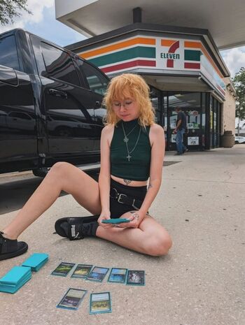 lilpeachyfox