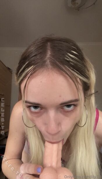 Full leaked Lily private onlyfans photo