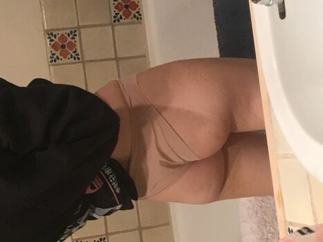 Full leaked Lily sheen private onlyfans photo