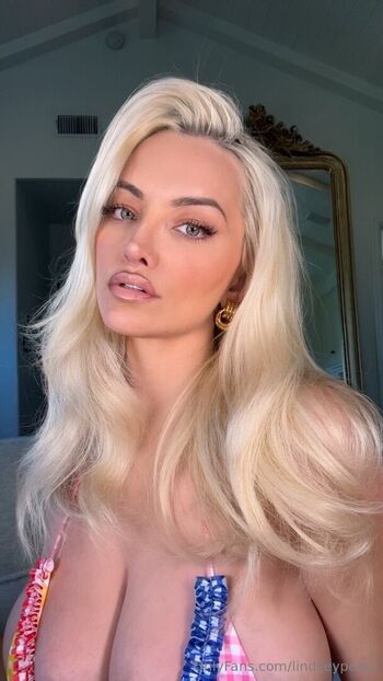 Full leaked Lindsay pelas page private onlyfans photo