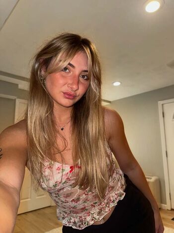 Full leaked Lindsay sento private onlyfans photo