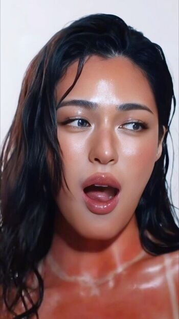 Full leaked Linglingkwong private onlyfans photo