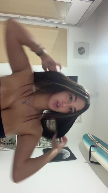 Full leaked Linoyiz private onlyfans photo