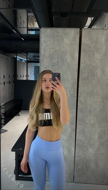Full leaked Little evy private onlyfans photo