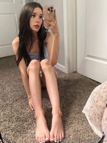 Full leaked Littlekatrina private onlyfans photo