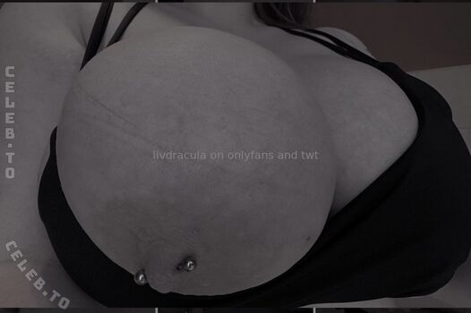 Full leaked Livdracula private onlyfans photo