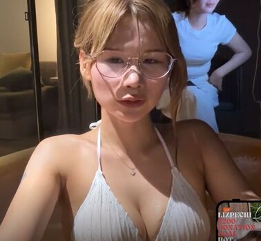 Full leaked Lizpechi private onlyfans photo