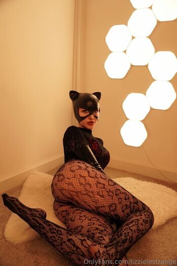 Full leaked Lizzielestrange  page private onlyfans photo