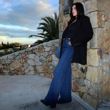 Full leaked Lola marandel private onlyfans photo