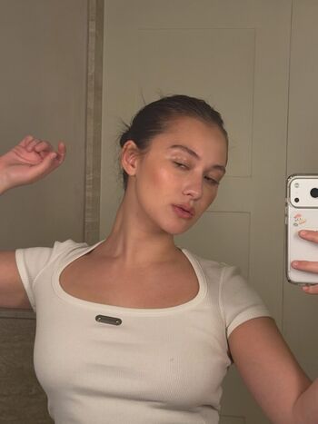 Full leaked Lola tung private onlyfans photo