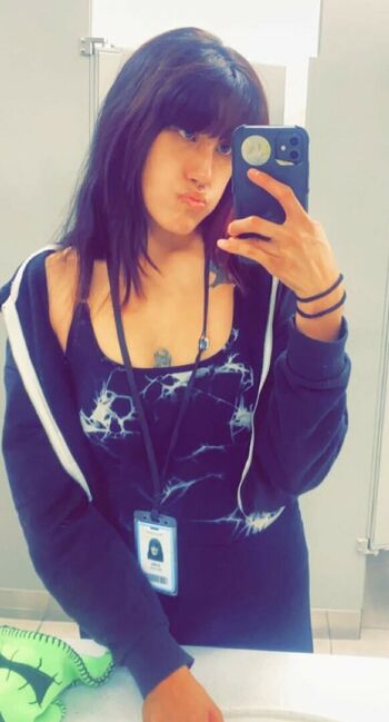 Full leaked Lolatoxicbunnii private onlyfans photo
