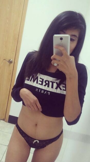 Full leaked Lolatoxicbunnii private onlyfans photo