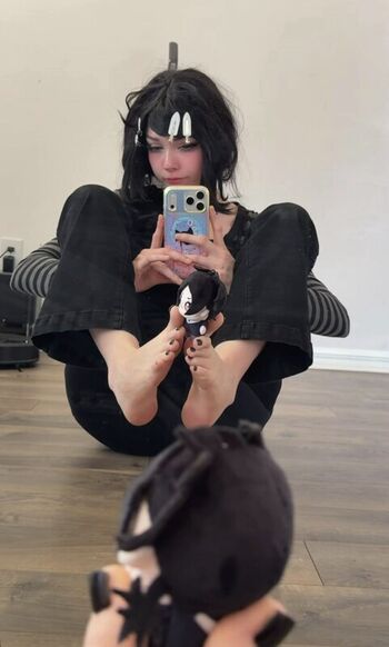 Full leaked Lolyomie page private onlyfans photo