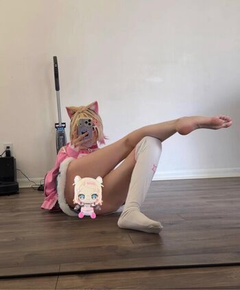 Full leaked Lolyomie page private onlyfans photo