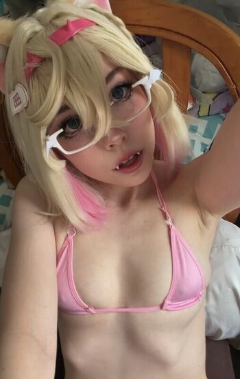 Full leaked Lolyomie page private onlyfans photo