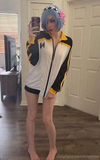 Full leaked Lolyomie page private onlyfans photo
