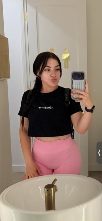 Full leaked Lonatwins private onlyfans photo