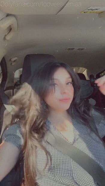 Full leaked Loovee seeniaa private onlyfans photo
