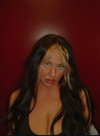 Full leaked Lorna rae private onlyfans photo