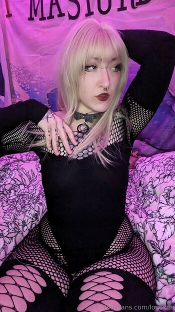 Full leaked Lovexee private onlyfans photo