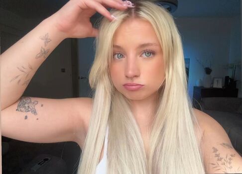 Full leaked Luceoliviaxo private onlyfans photo
