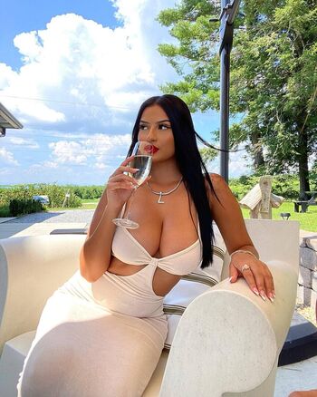 Full leaked Lucero crystal page private onlyfans photo