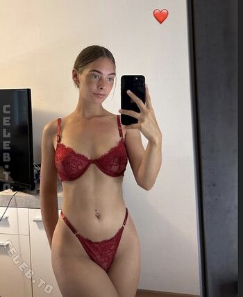 Lucywhoelse