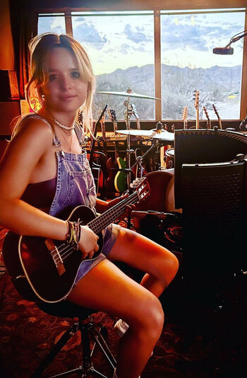 Full leaked Lulu wilson private onlyfans photo