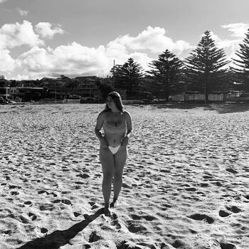 Full leaked Luna private onlyfans photo