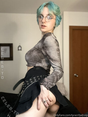 Full leaked Lyracrw  page private onlyfans photo
