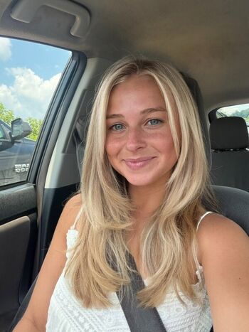 Full leaked Macimccarley private onlyfans photo