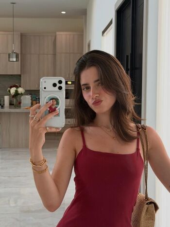 Full leaked Madalena aragao private onlyfans photo