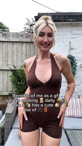 Full leaked Maddieholland private onlyfans photo