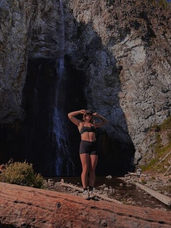 Full leaked Madiiii rose page private onlyfans photo