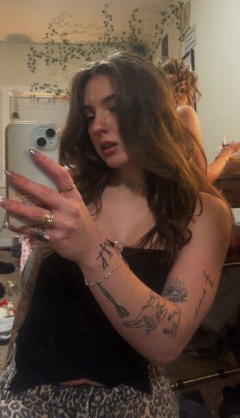 Full leaked Madiiii rose page private onlyfans photo