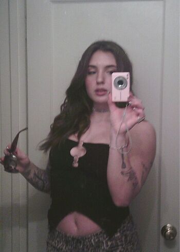 Full leaked Madiiii rose page private onlyfans photo