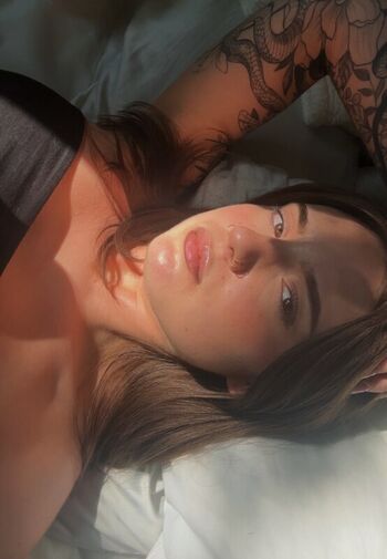 Full leaked Madiiii rose private onlyfans photo