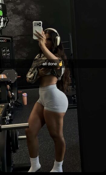 Full leaked Makayla anisa private onlyfans photo