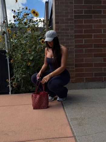 Full leaked Makayla anisa private onlyfans photo