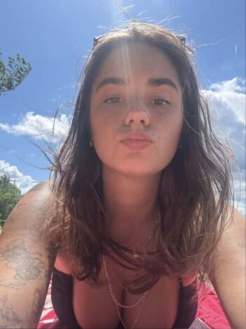 Full leaked Makenzie raine private onlyfans photo