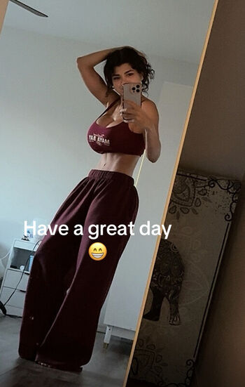 Full leaked Malaikasoffline private onlyfans photo