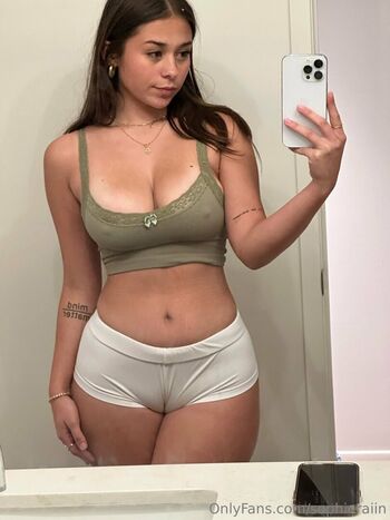 Full leaked Malayaax private onlyfans photo