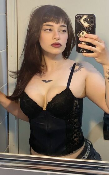 Full leaked Malulu private onlyfans photo