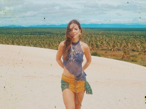 Mel Maia