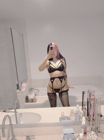Full leaked Mewisa  page private onlyfans photo