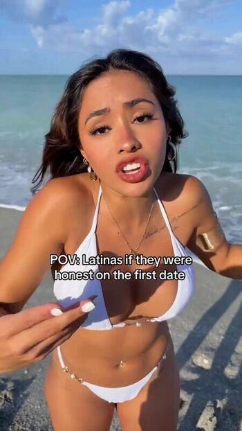 Full leaked Mexican girls page private onlyfans photo