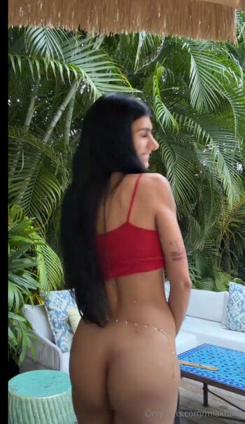 Full leaked Mia khalifa private onlyfans photo